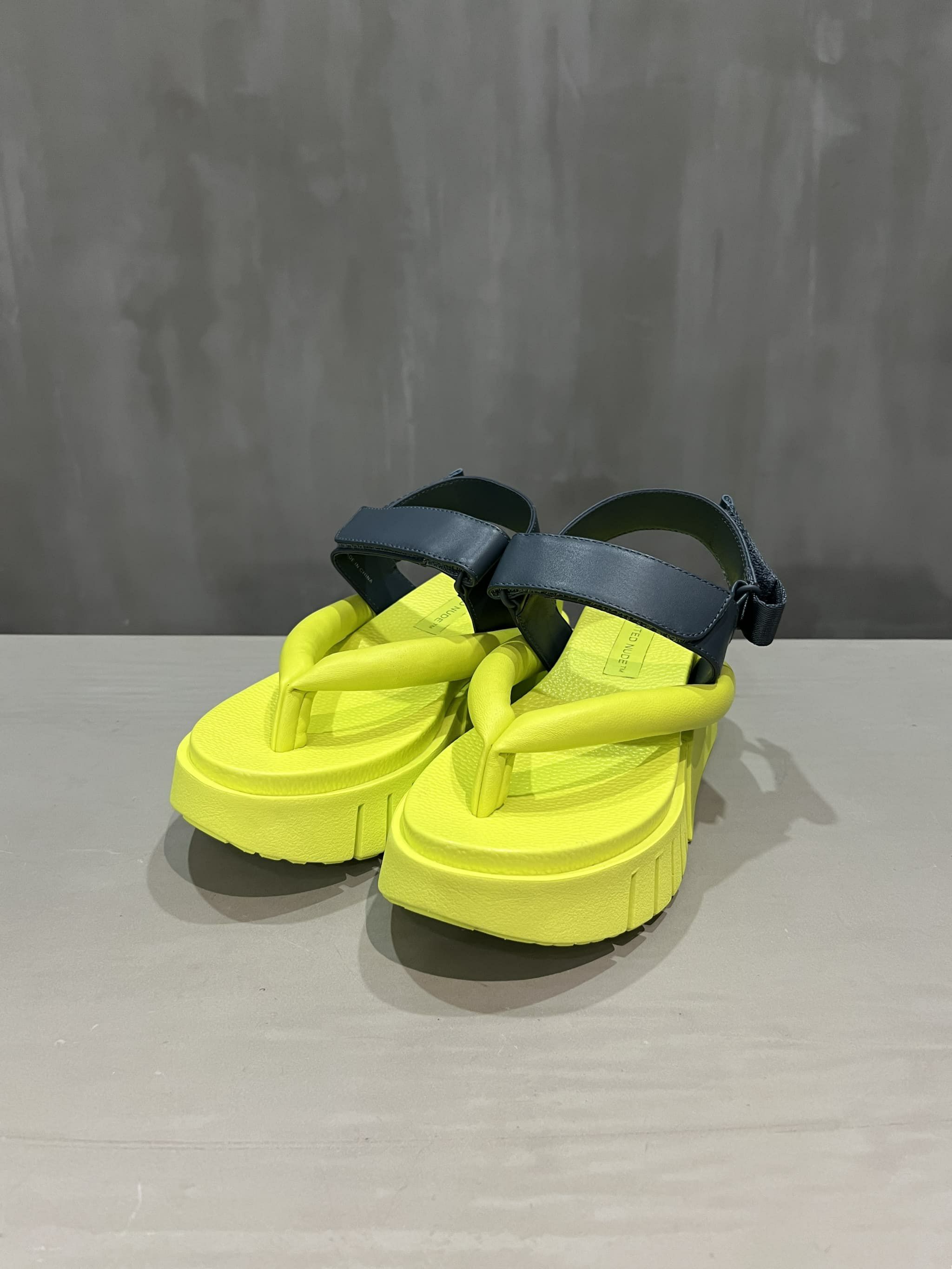UNITED NUDE(ユナイテッドヌード)|Delta Tong Cyber Lime|46430004