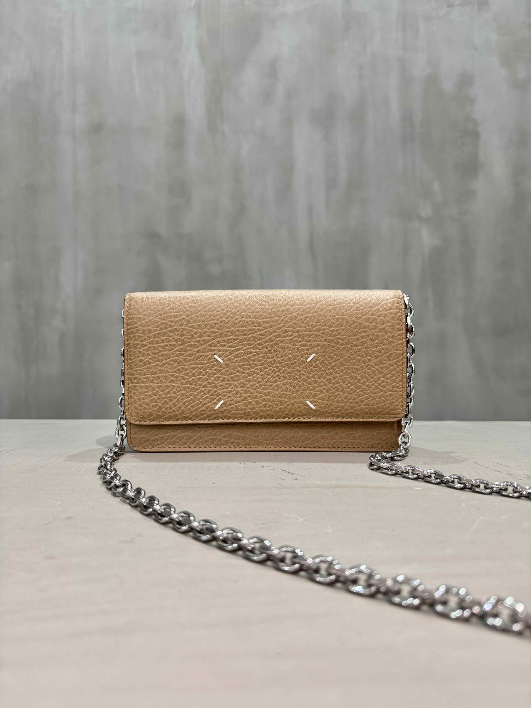 Maison Margiela（メゾンマルジェラ）｜4 stitches chain wallet 
