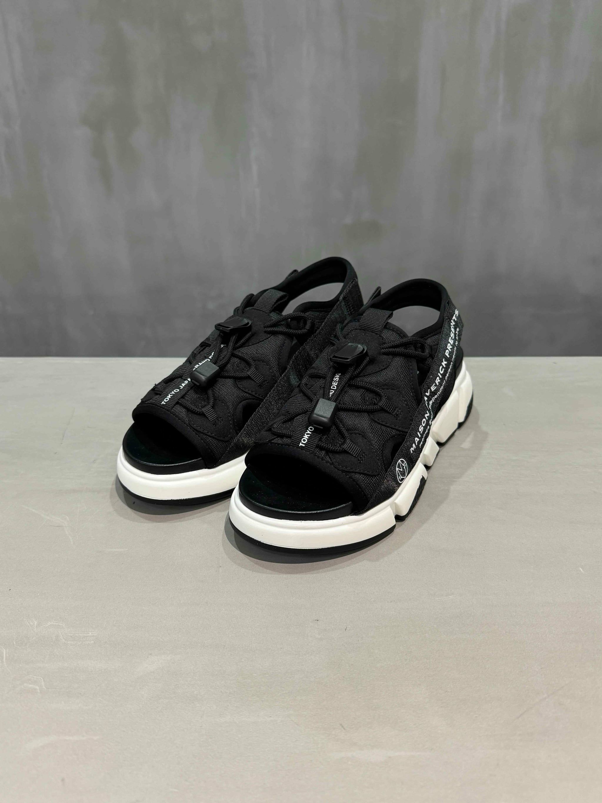 【ラスト1点】MAISON MAVERICK PRESENTS(メゾンマヴェリックプレゼンツ)|Logo Dad Sandal Sneakers|MS2326