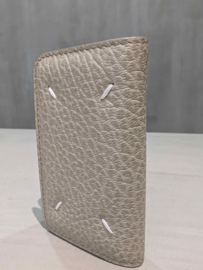 Maison Margiela(メゾンマルジェラ)|4stitch key case Maison Margiela(メゾンマルジェラ)|4stitch key case