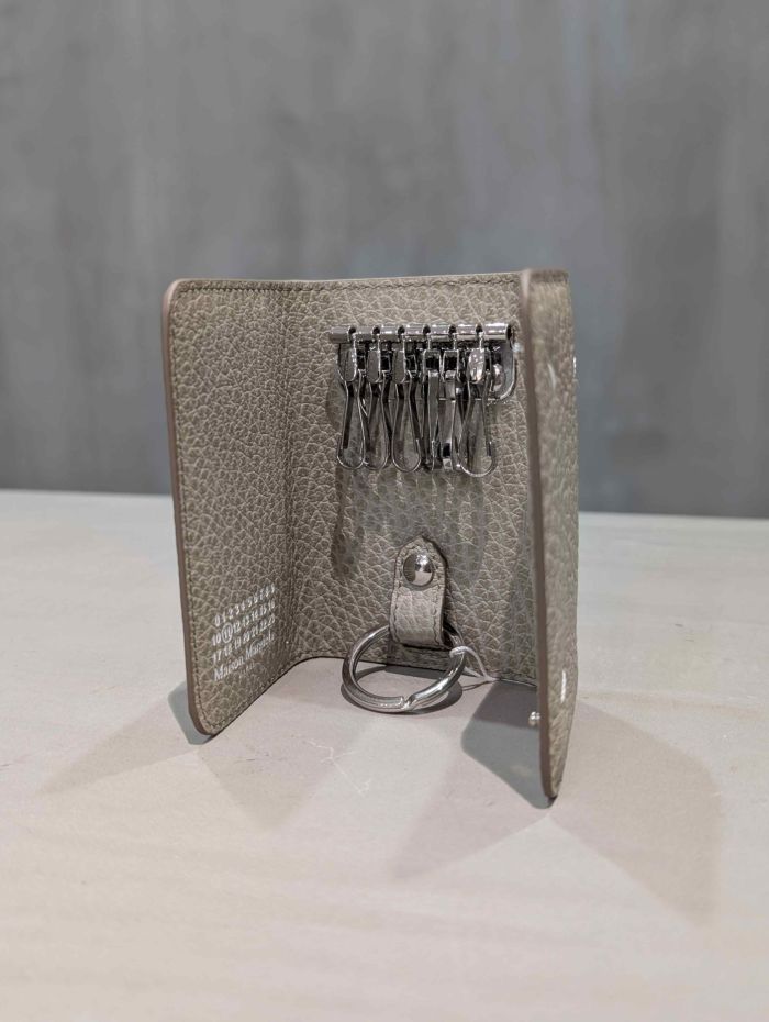 Maison Margiela（メゾンマルジェラ）｜4stitch key case