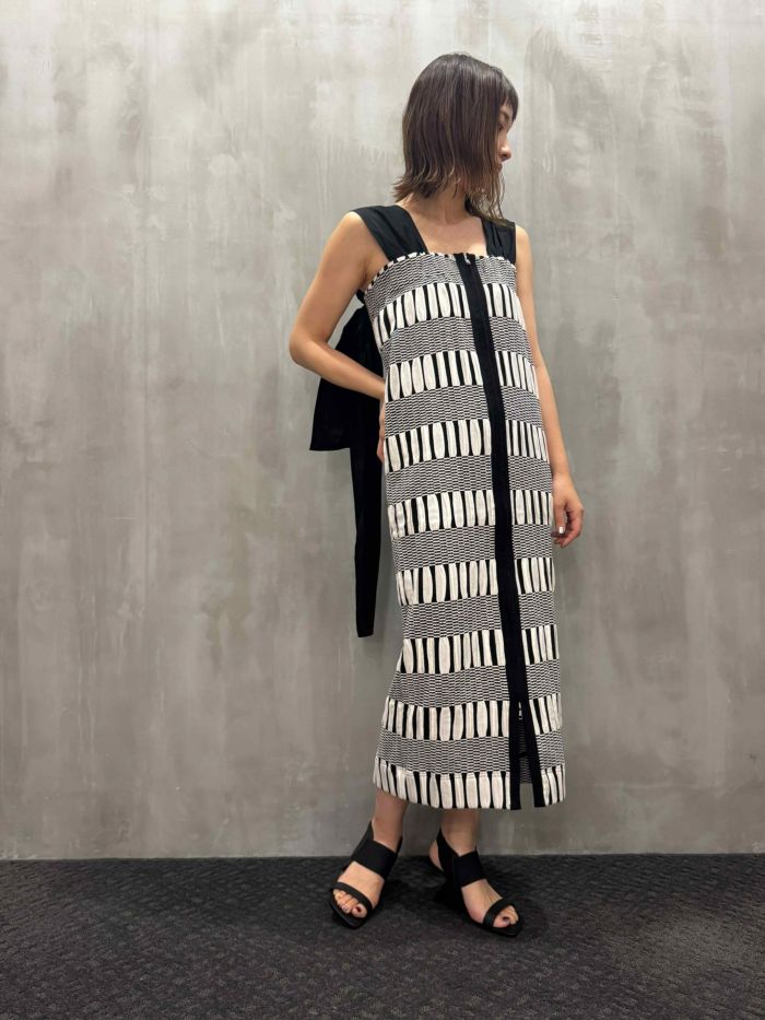 divka(ディウカ)|High-Twist Double Jacquard Dress|DK27-CS05-O06