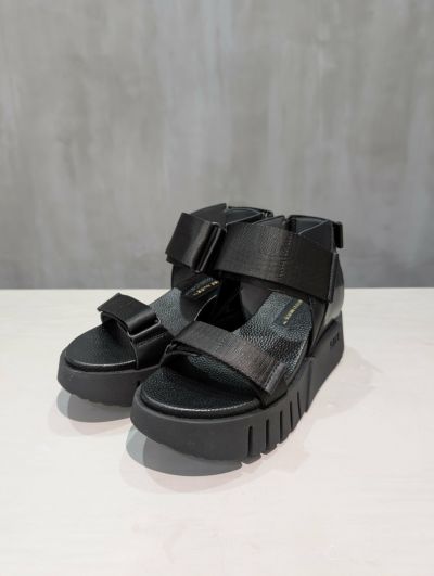 UNITED NUDE   フラットシューズ   新品 UNITED NUDE ユナイテッドヌード Wa Lo スポーツサンダル