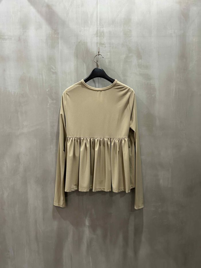 【20%OFFセール】CYAN TOKYO(シアントーキョー)|バックギャザーPUジョーゼットTOPS|510300