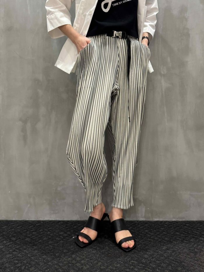 1% SHUHEI OGAWA(イチパーセント シュウヘイオガワ)|ストライプパンツ|25S-P-27