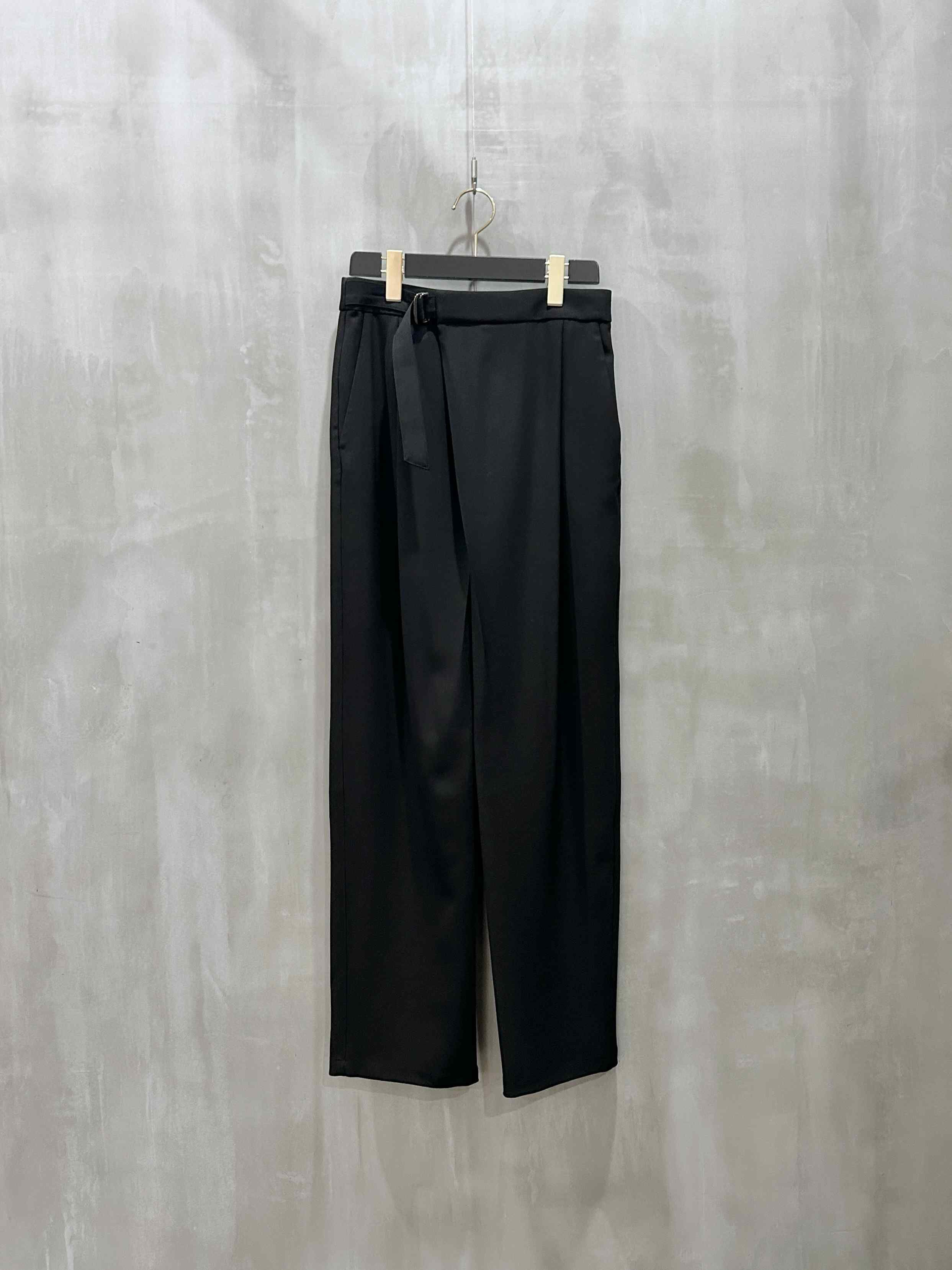 FORFORMO（フォルフォルモ） | Stretch Tuck Pants | 723309