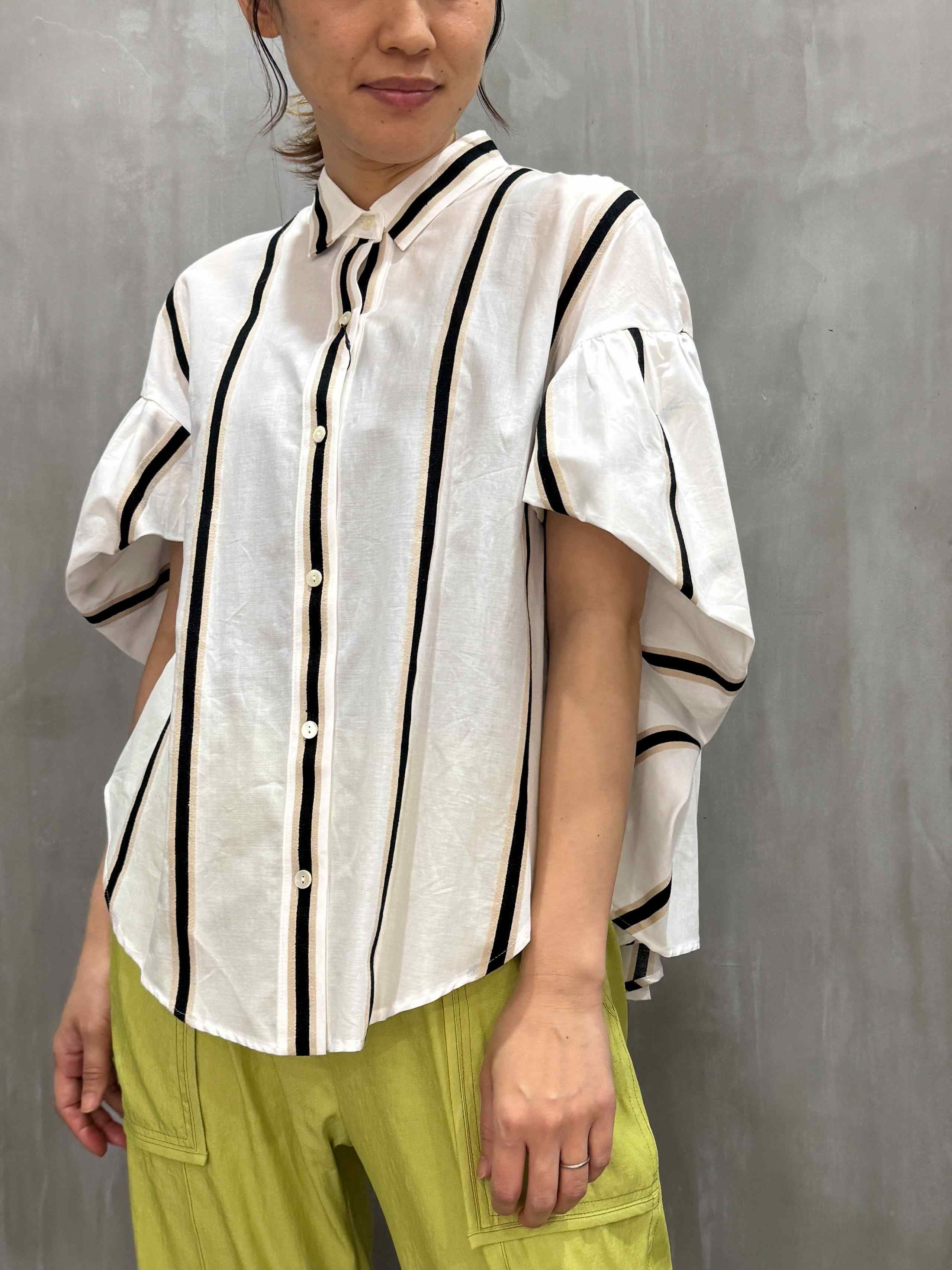 Lallia Mù ラリア・ムー 23冬ご予約】 バックプリーツストライプ
