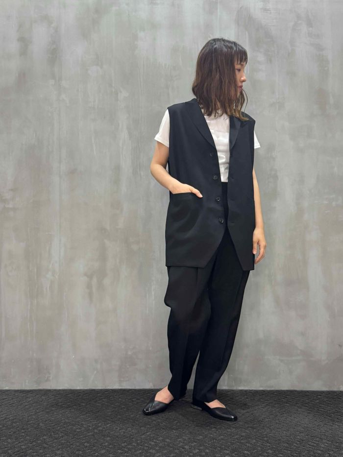 ■美品 near.nippon ニアーニッポン 洗える ピンタック パンツ near.nippon（ニアーニッポン）｜ウール スラックス｜720-2526