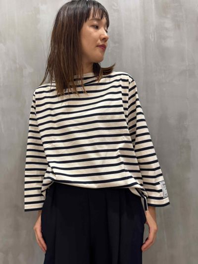 未使用☆トーマスマグパイ アシンメトリックTシャツ ブラック 未使用☆トーマスマグパイ アシンメトリックTシャツ ブラック