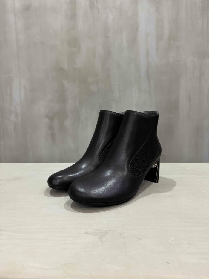 UNITED NUDE(ユナイテッドヌード)|Zuma Flow Mid|76450005