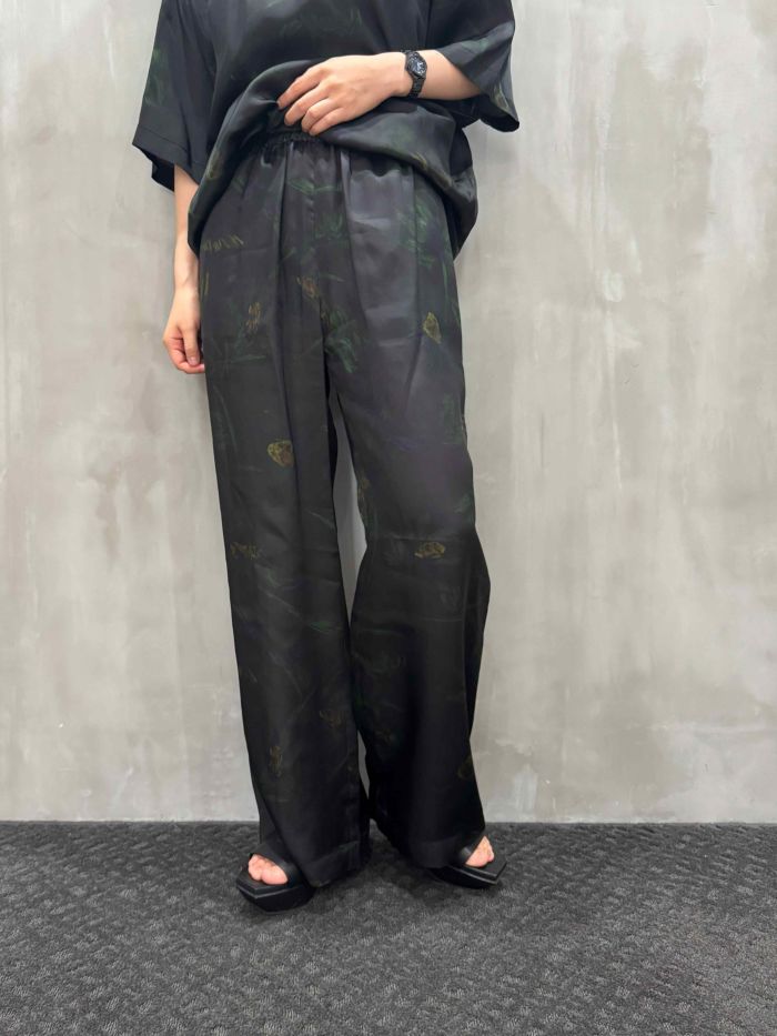 near.nippon(ニアーニッポン)|ボタニカルプリント ストレートパンツ|840-2526