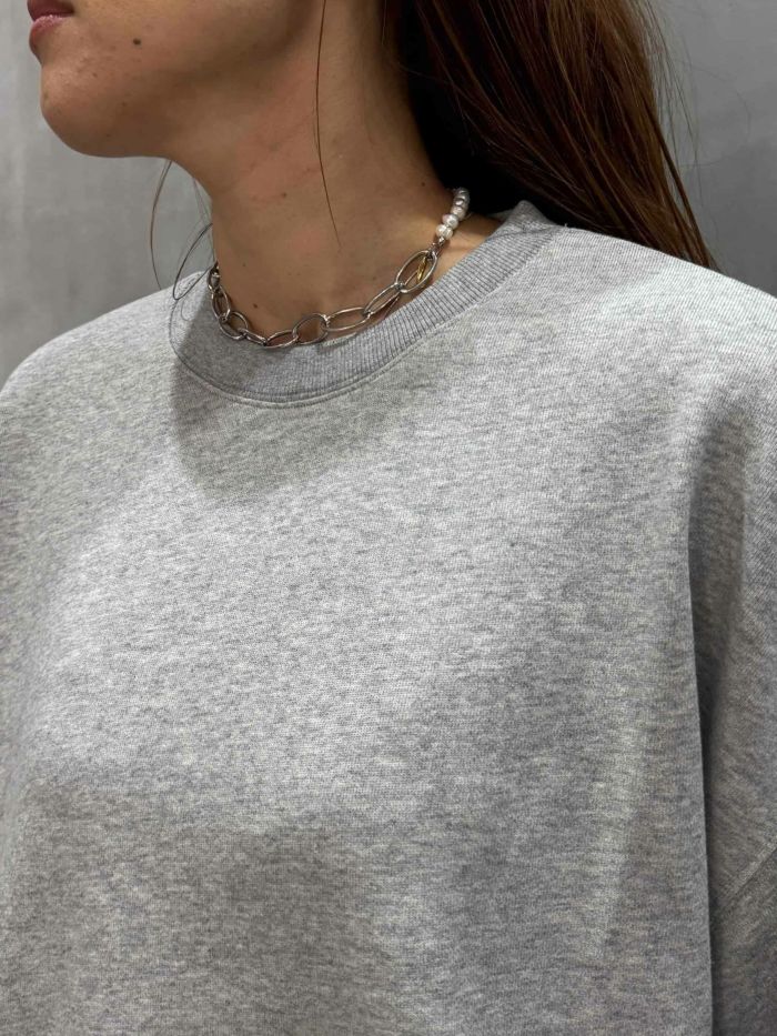 chignon  シニヨン　ダメージ加工スウェット chignon シニヨン ダメージ加工スウェット - メルカリ
