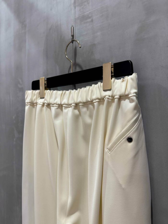 SIWALY fluid（シワリーフルイド）｜Tucked Pants（unisex