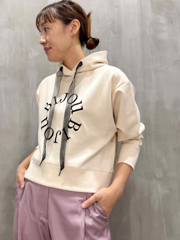 Mylanka(ミランカ)|ロゴ刺繍パーカー|M80410