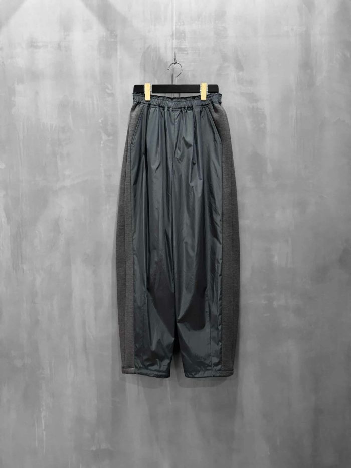 MOOLA KALAH(モーラ カーラ)|Double-knit Curve Pants|825402