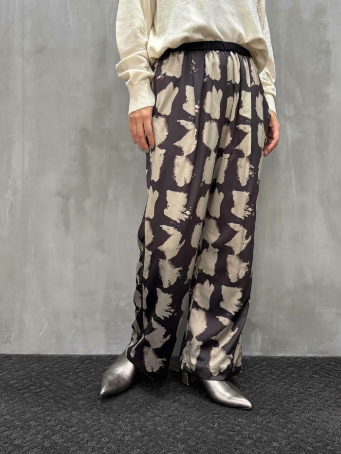 CHIGNON(シニヨン)|オリジナルモチーフ柄パンツ|3455-230MK