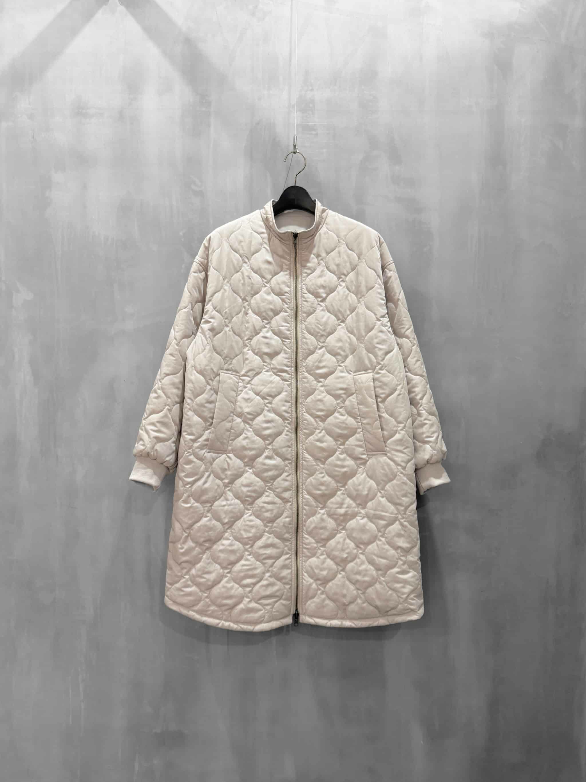 SIWALY fluid(シワリーフルイド)|Reversible Stand Collar Coat|525409
