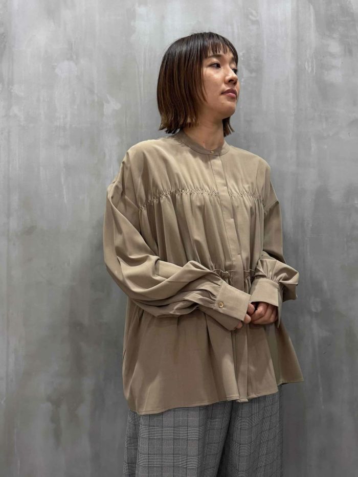 CYAN TOKYO(シアントーキョー)|シャーリングティアードブラウス|507399