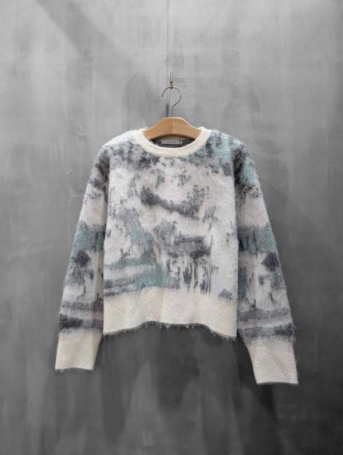 trois(トロワ)|ニュアンス柄シャギーショートプルオーバー|T256-88061