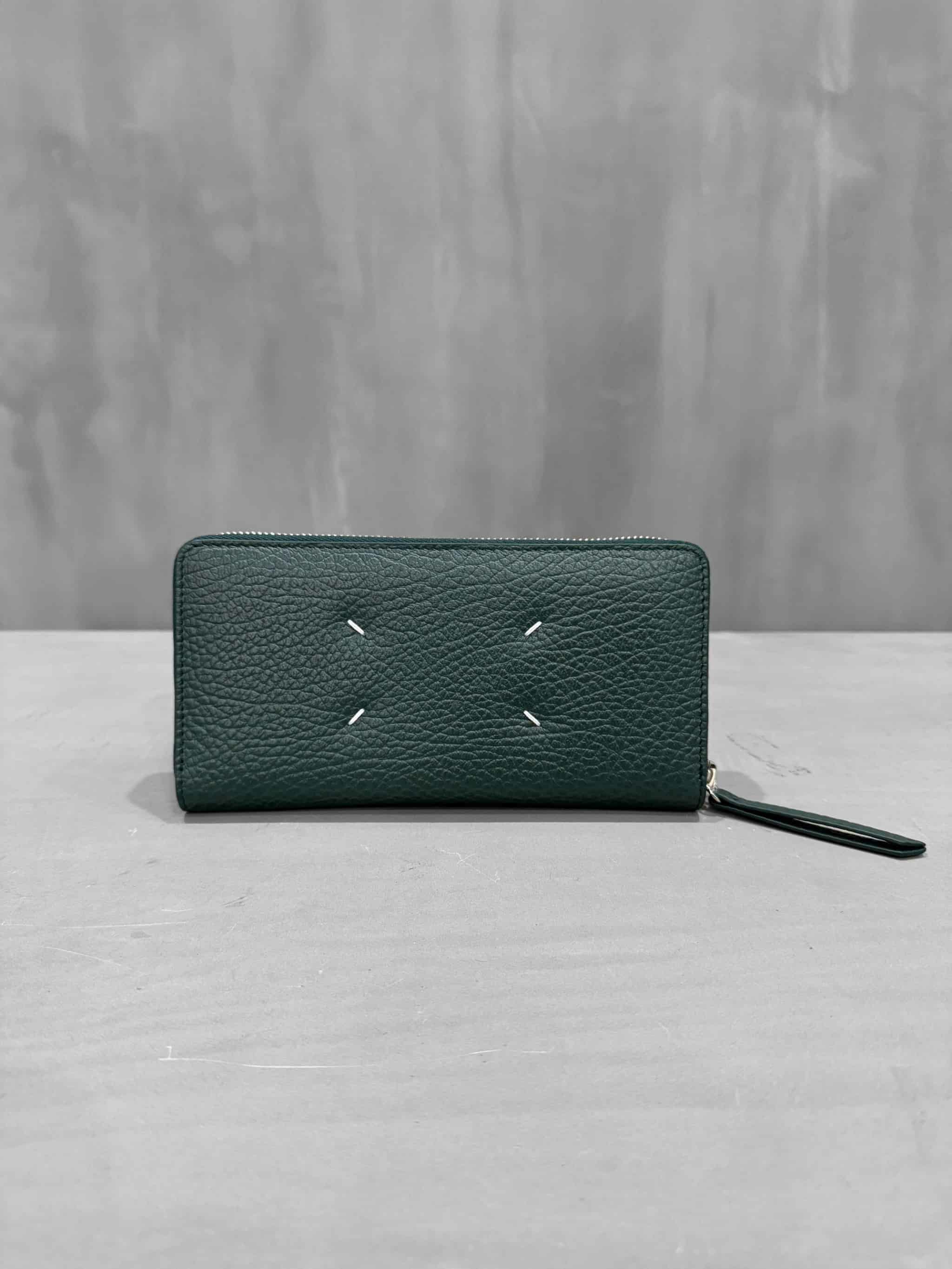 Maison Margiela（メゾンマルジェラ）｜4-Stitch Zip-Around Wallet